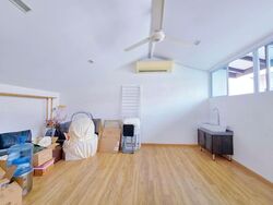 Golden Hill Estate (D19), Terrace #623632371